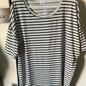 NWOT Lularoe Irma Tunic